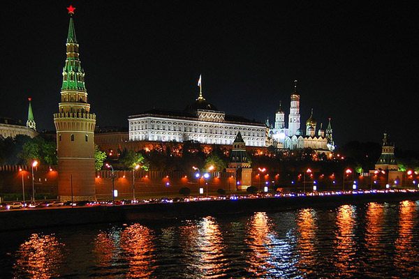 Slider-7---Moscow---Night