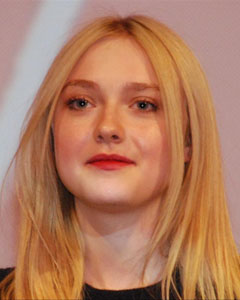 2_dakota_fanning_a